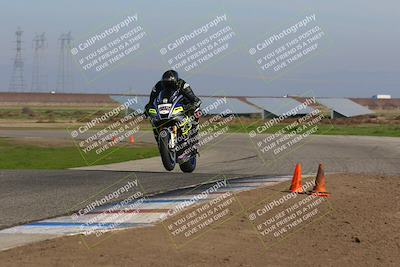 media/Feb-10-2023-TrackDaz (Fri) [[827c11d241]]/Club Racers/2pm (Wheelie Bump)/